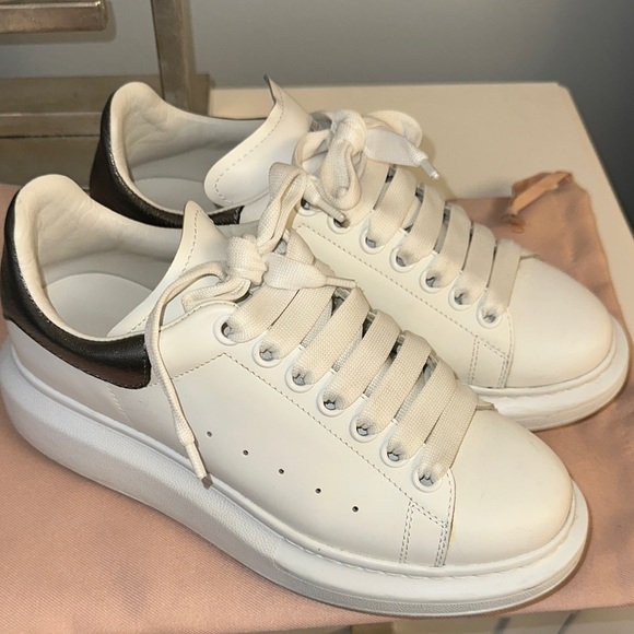 Alexander McQueen White and Black Sneakers - Picture 1 of 4
